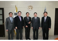 송승철 동문, 건물신축기금 1억원 약정
