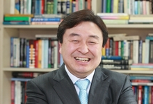 대학조직에 대한 두 연작 논문의 뒷 이야기 : 신동엽 교수 (매니지먼트 전공)