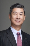 신희호(경영 77)건축기금 1억 원 기탁