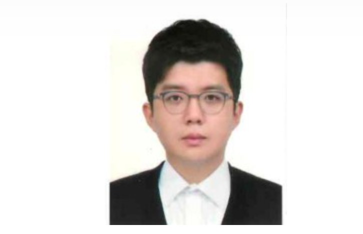 EMBA 14기 김준영 원우(㈜기업금융센터 대표), 경영대학(원)발전기금 1천만원 기부
